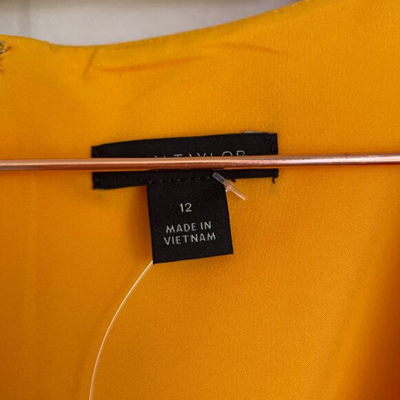 Ann Taylor | Gold Yellow Doubleweave Square Neck Sleeveless Sheath Dress 12 NWT - Picture 4 of 6